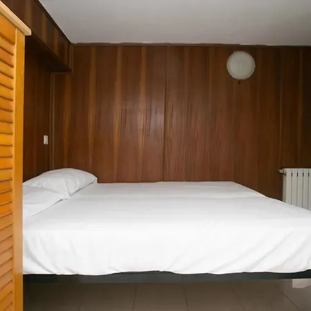 Marcelli, Quadrilocale Con Giardino A 100mt Dal Mare - M088 *