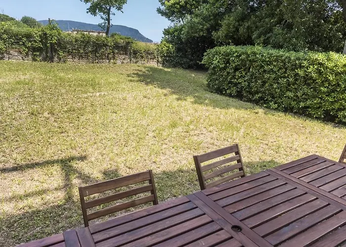 Marcelli, Quadrilocale Con Giardino A 100mt Dal Mare - M088 *