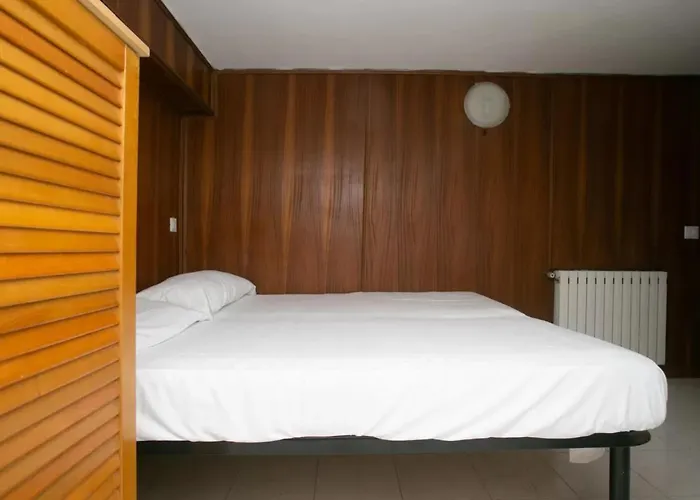 Marcelli, Quadrilocale Con Giardino A 100mt Dal Mare - M088 *